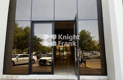 Retail - Studio for rent in Corniche Road - Abu Dhabi