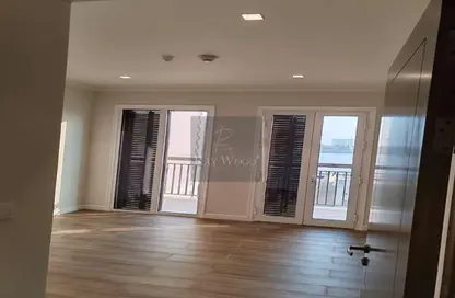 Villa - 4 Bedrooms - 5 Bathrooms for rent in Sur La Mer - La Mer - Jumeirah - Dubai