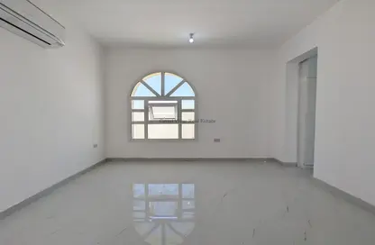 شقة - غرفة نوم - 1 حمام للايجار في C2302 - مدينة خليفة أ - مدينة خليفة - أبوظبي