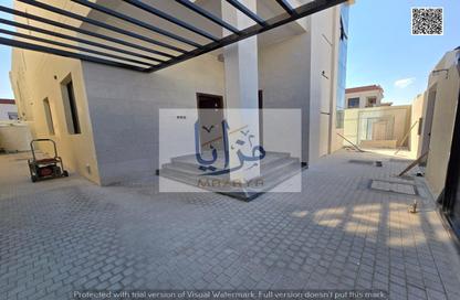 Villa - 5 Bedrooms - 7 Bathrooms for sale in Al Yasmeen 1 - Al Yasmeen - Ajman