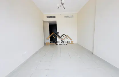 Apartment - 1 Bedroom - 2 Bathrooms for rent in Venezia Residence - Dubai Silicon Oasis - Dubai