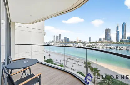 Apartment - 3 Bedrooms - 3 Bathrooms for sale in Marina Vista - EMAAR Beachfront - Dubai Harbour - Dubai