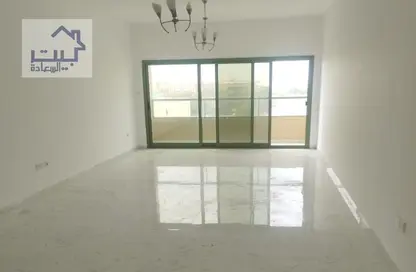 Empty Room image for: Apartment - 3 Bedrooms - 3 Bathrooms for rent in Al Rashidiya - Ajman Downtown - Ajman, Image 1