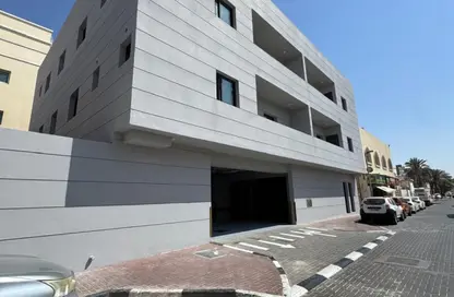عمارة بالكامل - 8 غرف نوم - 8 حمامات للايجار في البدع - دبي