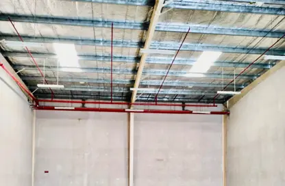 Warehouse - Studio - 1 Bathroom for rent in Dubai Investment Park 1 (DIP 1) - Dubai Investment Park (DIP) - Dubai