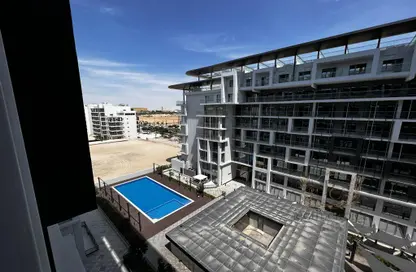 Outdoor Building image for: Apartment - 1 Bedroom - 1 Bathroom for rent in Oasis Residences - Masdar City - Abu Dhabi, Image 1