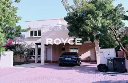 Villa - 3 Bedrooms - 3 Bathrooms for rent in Meadows 1 - Meadows - Dubai