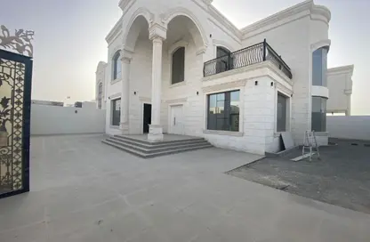 فيلا - 4 غرف نوم - 7 حمامات للايجار في مدينة الرياض - أبوظبي