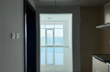 Apartment - Studio - 1 Bathroom for rent in Al Manara Tower - Jumeirah Village Triangle - Dubai