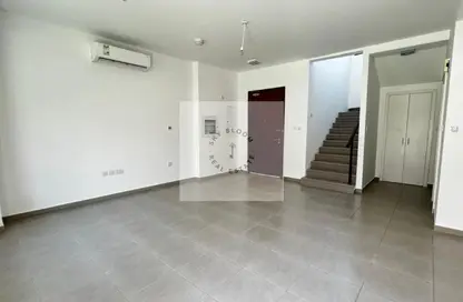 تاون هاوس - 3 غرف نوم - 4 حمامات للايجار في حياة تاون هاوسز 1 - حياة تاون هاوس - تاون سكوير - دبي