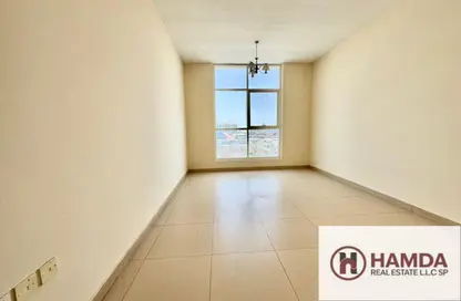 شقة - 2 غرف نوم - 2 حمامات للايجار في مجمع مويلح - تجارية مويلح - الشارقة