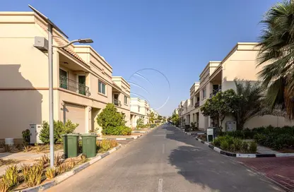 Villa - 4 Bedrooms - 5 Bathrooms for rent in Seashore - Rabdan - Abu Dhabi