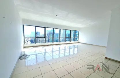 Apartment - 4 Bedrooms - 4 Bathrooms for rent in SS Building - Al Salam Street - Abu Dhabi