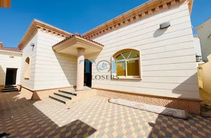 Villa - 3 Bedrooms - 3 Bathrooms for rent in Khaldiya - Al Ain