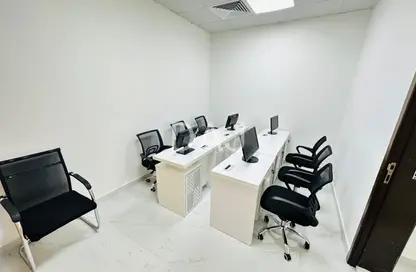 Office Space - Studio - 1 Bathroom for rent in Reem Residency - Al Karama - Dubai