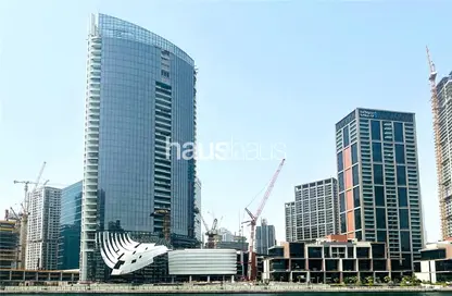 Apartment - 3 Bedrooms - 4 Bathrooms for sale in Jumeirah Living Business Bay - Business Bay - Dubai