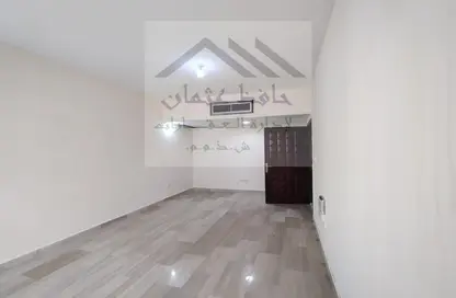 Apartment - 2 Bedrooms - 2 Bathrooms for rent in Al Khalidiya - Abu Dhabi