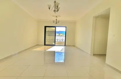 Apartment - 3 Bedrooms - 3 Bathrooms for rent in The Square 2 - Muwaileh Commercial - Sharjah