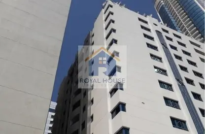 عمارة بالكامل - استوديو - 8 حمامات للبيع في المجاز 3 - المجاز - الشارقة