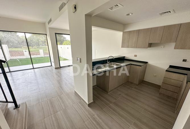 15585860 - صورة العقار 3