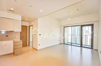 Apartment - 1 Bedroom - 1 Bathroom for rent in Burj Royale - Downtown Dubai - Dubai