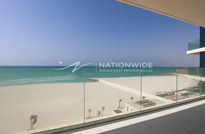 شقة - 3 غرف نوم - 4 حمامات للايجار في ممشى السعديات - منطقة السعديات الثقافية - جزيرة السعديات - أبوظبي