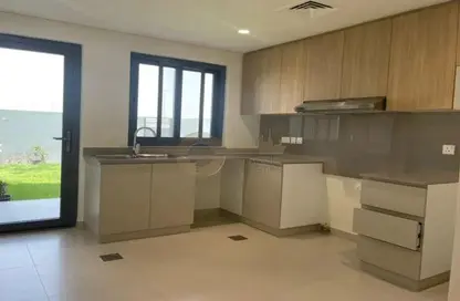 صورة لـ مطبخ تاون هاوس - 2 غرف نوم - 3 حمامات للبيع في ذي بالس فيلاس - ذي بالس - دبي الجنوب (مركز دبي العالمي) - دبي ، صورة رقم 1