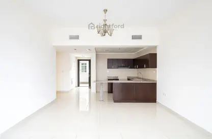 شقة - غرفة نوم - 2 حمامات للايجار في برج ربيعة - مجان - دبي لاند - دبي شقة - غرفة نوم - 2 حمامات للايجار في برج ربيعة - مجان - دبي لاند - دبي