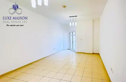 شقة - 2 غرف نوم - 3 حمامات للبيع في الصيف 2 - سيزون كوميونيتي - قرية الجميرا سركل - دبي