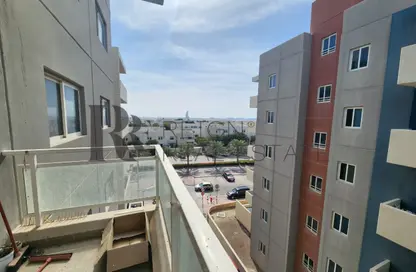 Apartment - 2 Bedrooms - 2 Bathrooms for rent in Tower 21 - Al Reef Downtown - Al Reef - Abu Dhabi