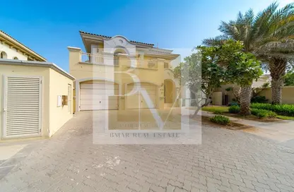 Villa - 4 Bedrooms - 5 Bathrooms for rent in Garden Homes Frond E - Garden Homes - Palm Jumeirah - Dubai
