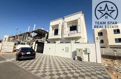 فيلا - 6 غرف نوم - 8 حمامات للايجار في الحليو 2 - الحليو - عجمان