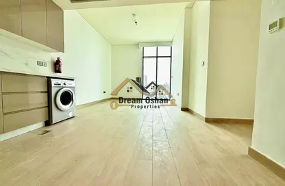 Apartment - 2 Bedrooms - 2 Bathrooms for sale in Azizi Riviera 22 - AZIZI Riviera - Meydan One - Meydan - Dubai
