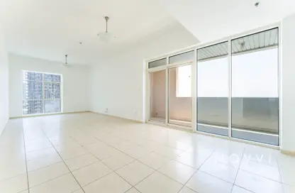 Apartment - 2 Bedrooms - 2 Bathrooms for rent in Olympic Park 3 - Olympic Park Towers - Dubai Sports City - Dubai