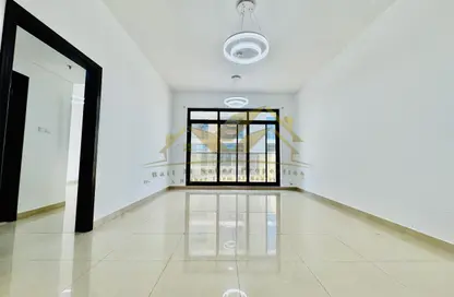Apartment - 1 Bedroom - 2 Bathrooms for rent in Jumeirah Garden City - Al Satwa - Dubai