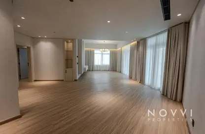 Apartment - 3 Bedrooms - 5 Bathrooms for rent in Al Haseer - Shoreline Apartments - Palm Jumeirah - Dubai