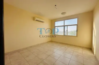Apartment - 2 Bedrooms - 2 Bathrooms for rent in Al Dafeinah - Asharej - Al Ain