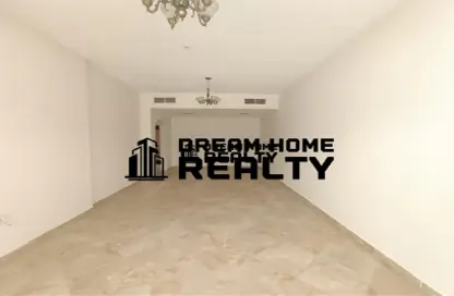 Apartment - 3 Bedrooms - 3 Bathrooms for rent in Al Hafeet Tower - Al Taawun Street - Al Taawun - Sharjah