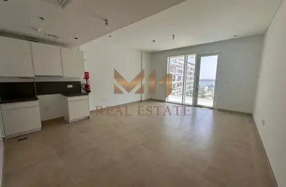 شقة - غرفة نوم - 2 حمامات للايجار في قرية الحد - جزيرة السعديات - أبوظبي