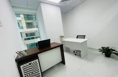 Office Space - Studio - 1 Bathroom for rent in Aspin Tower - Sheikh Zayed Road - Dubai
