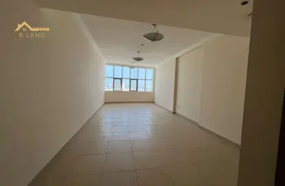 Apartment - 3 Bedrooms - 4 Bathrooms for rent in New Al Taawun Road - Al Taawun - Sharjah
