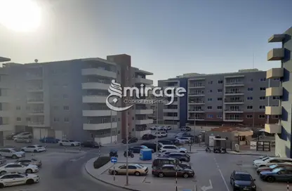 Apartment - 3 Bedrooms - 5 Bathrooms for sale in Tower 44 - Al Reef Downtown - Al Reef - Abu Dhabi