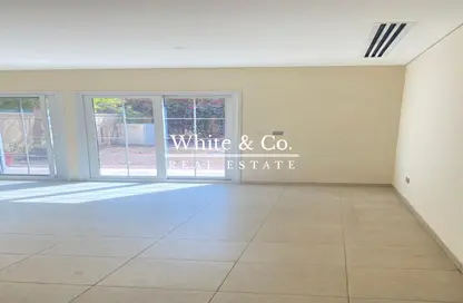 Apartment - 1 Bedroom - 2 Bathrooms for rent in District 12T - Jumeirah Village Circle - Dubai
