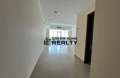Apartment - 3 Bedrooms - 4 Bathrooms for rent in New Al Taawun Road - Al Taawun - Sharjah