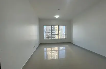 Apartment - 3 Bedrooms - 4 Bathrooms for rent in Al Khan Corniche - Al Khan - Sharjah