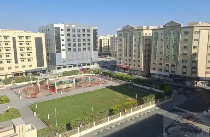 Apartment - 1 Bedroom - 2 Bathrooms for rent in Muwaileh 29 Building - Muwaileh - Sharjah