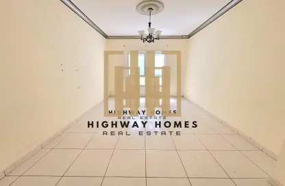 Apartment - 2 Bedrooms - 2 Bathrooms for rent in Fire Station Road - Muwaileh - Sharjah