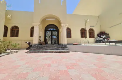 Villa - 5 Bedrooms - 4 Bathrooms for rent in Ramlat Zakher - Zakher - Al Ain