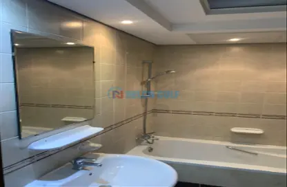 Apartment - 3 Bedrooms - 2 Bathrooms for rent in Al Hosn - Al Khalidiya - Abu Dhabi