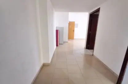 شقة - غرفة نوم - 1 حمام للايجار في بناية البطينة 9 - البطينة - الشارقة